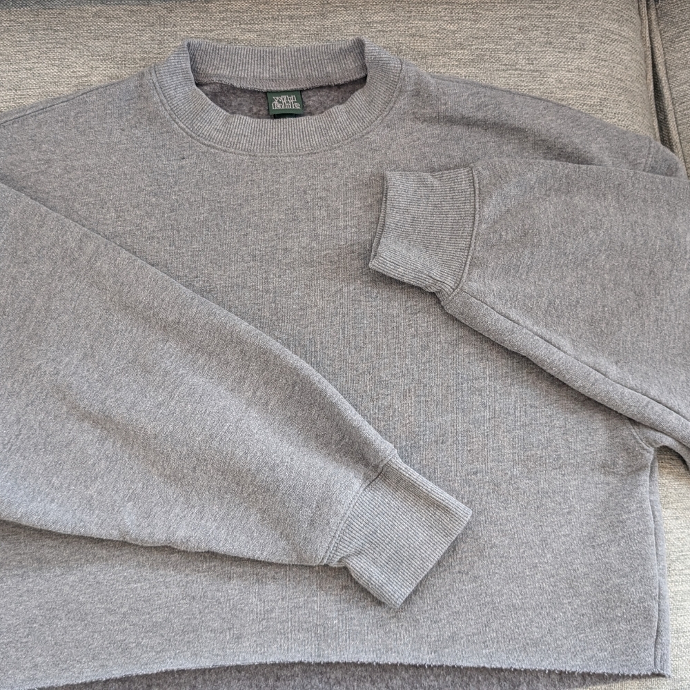 Wild Fable Heather Gray Sweatshirt